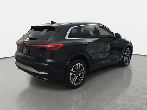 Used 2025 Audi Q5 Premium Plus image 5