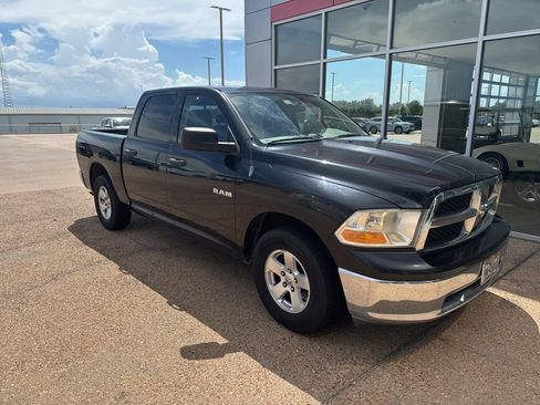Used 2009 Dodge Ram 1500 Truck SLT image 2