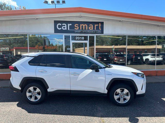Used 2021 Toyota RAV4 LE AWD/4WD image 8