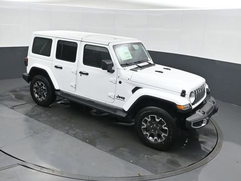 New 2026 Jeep Wrangler Unlimited Sahara AWD/4WD image 26