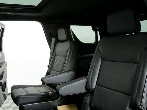 New 2026 GMC Yukon Denali w/ Denali Reserve Package image 22