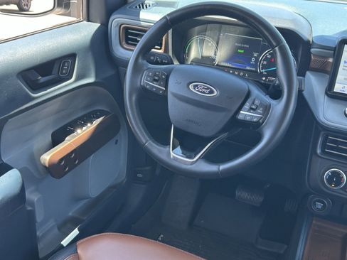 Used 2024 Ford Maverick Lariat FWD image 16
