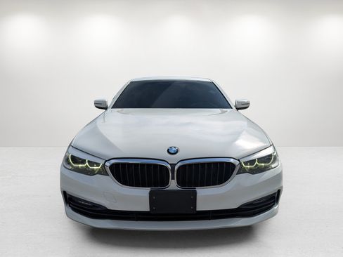 Used 2018 BMW 530i xDrive AWD/4WD image 2