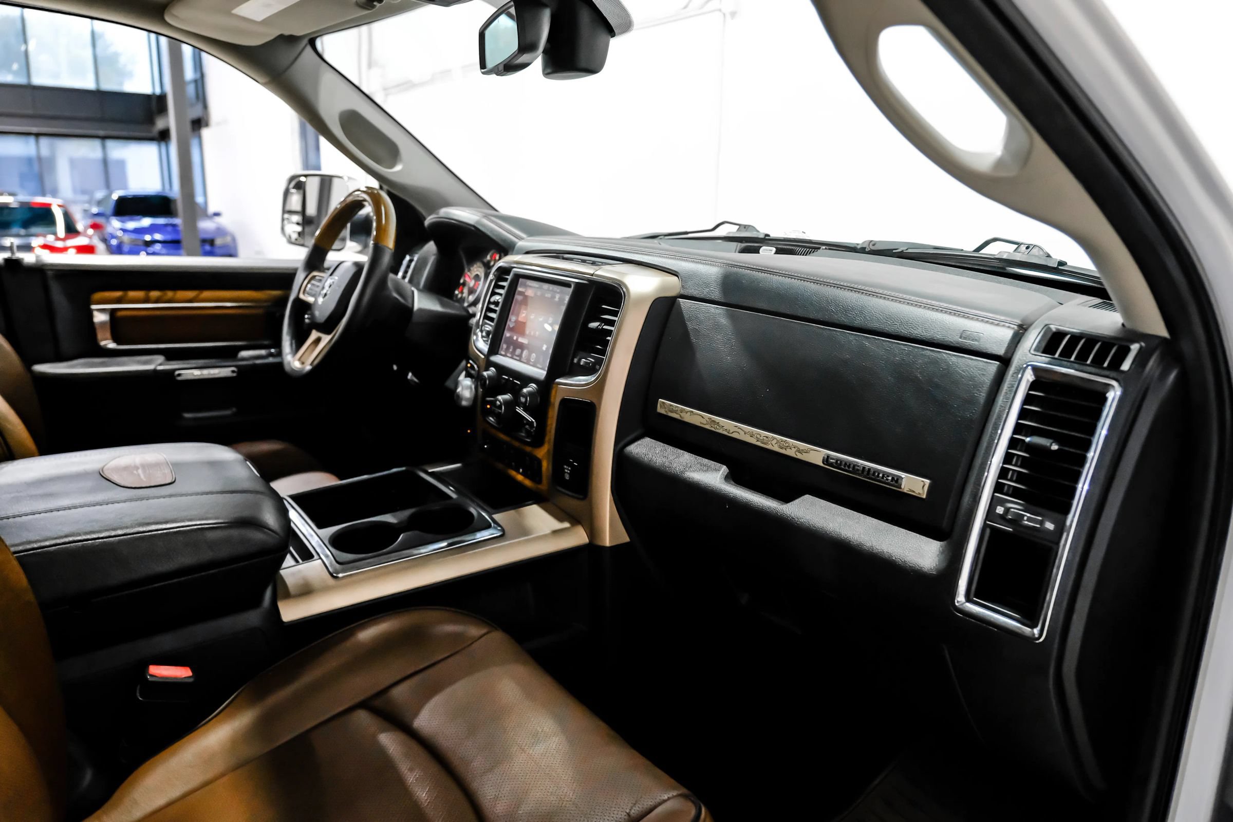 Used 2014 RAM 1500 Laramie Longhorn w/ Convenience Group AWD/4WD image 19
