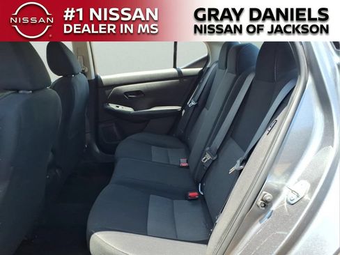 Used 2024 Nissan Sentra SV FWD image 26