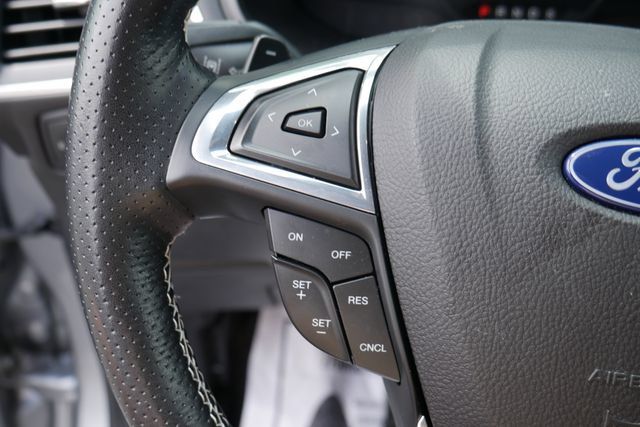 Used 2023 Ford Edge ST AWD/4WD image 17