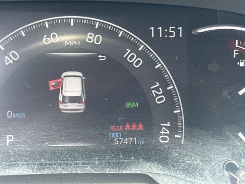 Used 2022 Toyota RAV4 Limited AWD/4WD image 21