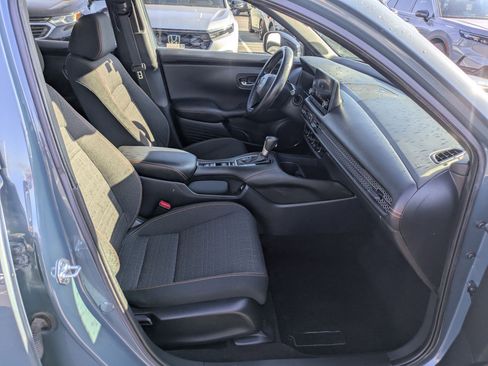 Certified 2023 Honda HR-V Sport image 32