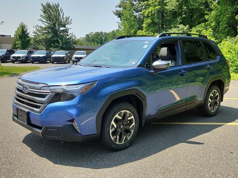 New 2026 Subaru Forester Premium AWD/4WD image 2
