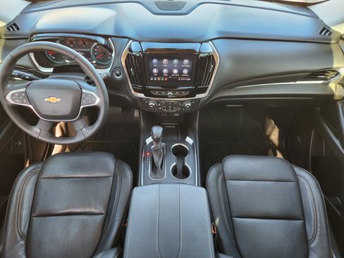 Used 2021 Chevrolet Traverse Premier w/ Redline Edition image 28