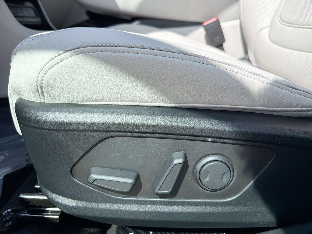 New 2026 Hyundai Tucson Limited AWD/4WD image 14