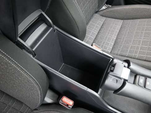 Certified 2024 Honda HR-V LX image 36