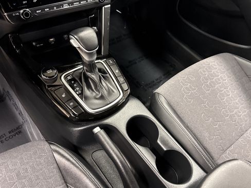 Used 2024 Kia Seltos X-Line image 9