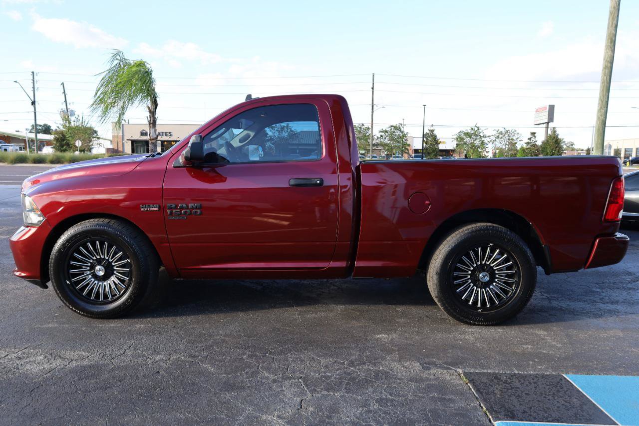 Used 2021 RAM 1500 Express w/ Express Value Package RWD image 3