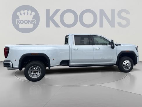 New 2026 GMC Sierra 3500 Denali Ultimate AWD/4WD image 7
