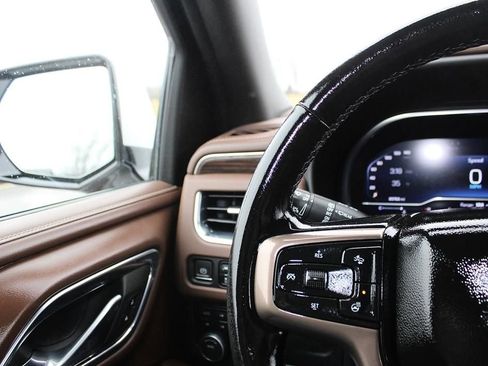 Used 2023 Chevrolet Suburban High Country image 20