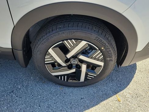 New 2026 Nissan Kicks SV FWD image 7