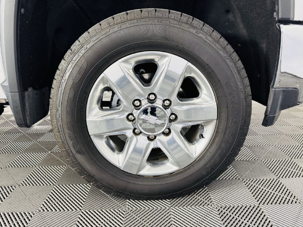 Used 2022 Chevrolet Silverado 2500 LTZ w/ LTZ Premium Package RWD image 36