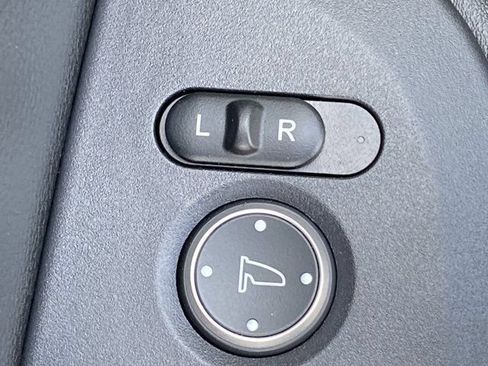 Used 2024 Honda HR-V EX-L image 14