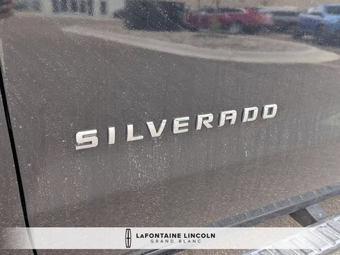 Used 2018 Chevrolet Silverado 1500 W/T w/ Black Out Edition AWD/4WD image 10
