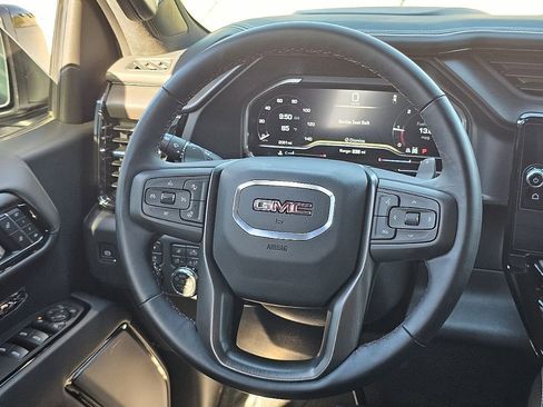Used 2025 GMC Sierra 1500 AT4X image 38
