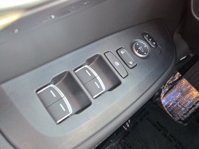 Certified 2025 Acura ADX FWD image 28
