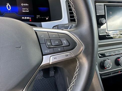 Used 2022 Volkswagen Atlas Cross Sport SE image 18