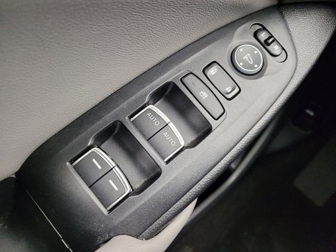 Used 2018 Honda Accord Touring image 27