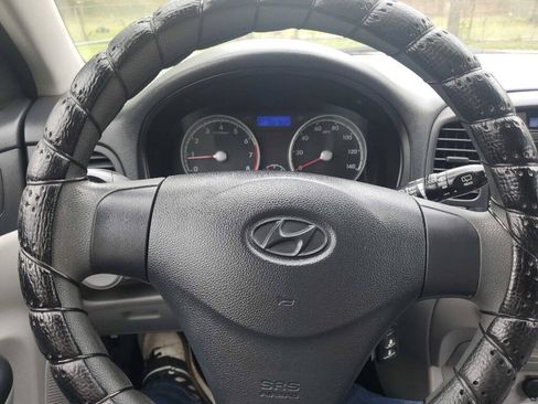 Used 2010 Hyundai Accent GS w/ Premium Pkg 3 FWD image 21