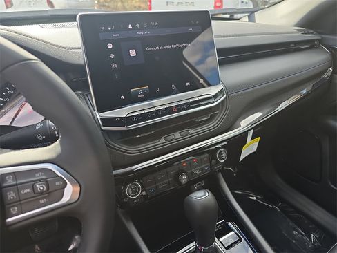 New 2026 Jeep Compass Limited image 21