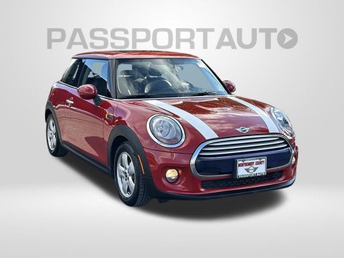 Used 2014 MINI Cooper 2-Door Hardtop image 6