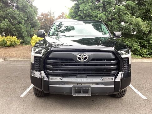 Used 2023 Toyota Tundra SR5 w/ SR5 Premium Package AWD/4WD image 16