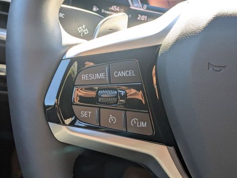 Used 2025 BMW 330i Sedan w/ Convenience Package image 18