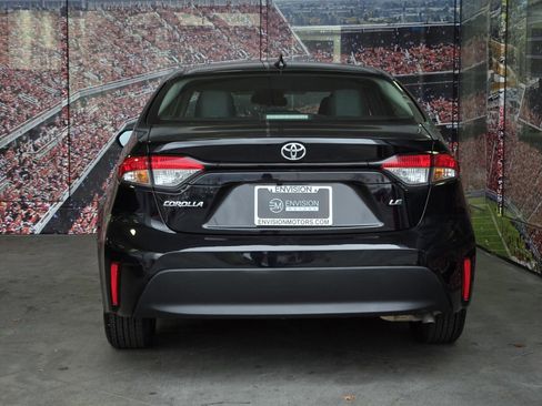 Certified 2023 Toyota Corolla LE image 7