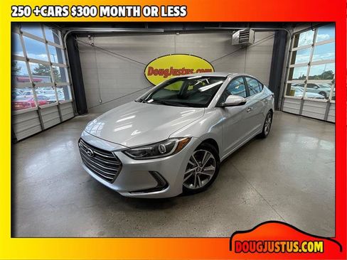 Used 2017 Hyundai Elantra Limited FWD image 1