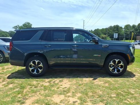 New 2026 GMC Yukon AT4 w/ AT4 Preferred Package AWD/4WD image 8