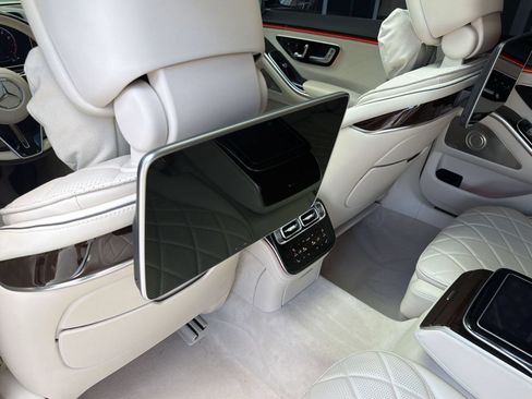 Used 2021 Mercedes-Benz S 580 4MATIC Sedan image 36