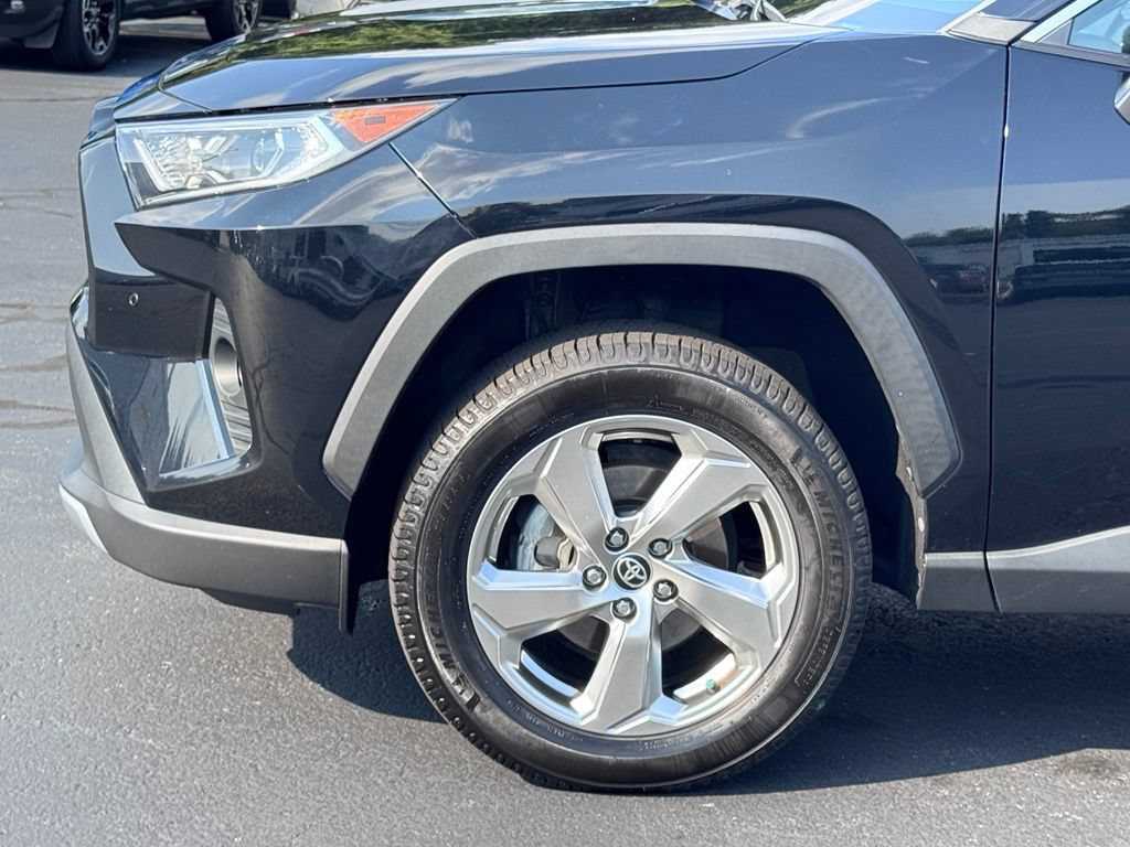 Used 2021 Toyota RAV4 Limited AWD/4WD image 36