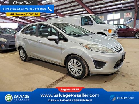 Used 2013 Ford Fiesta S w/ Convenience Pkg FWD image 5
