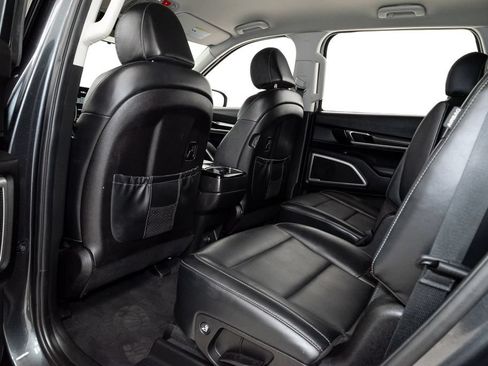 Used 2023 Kia Telluride S FWD image 26