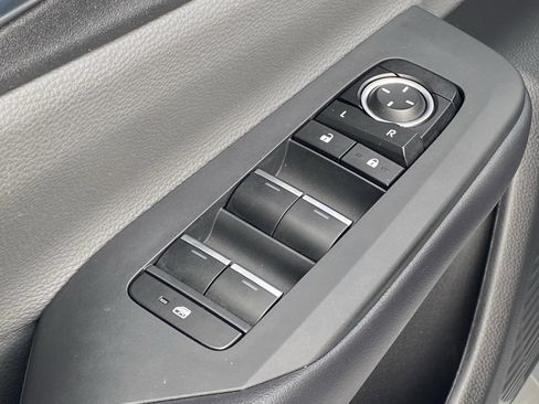 Certified 2024 Toyota Prius XLE image 30