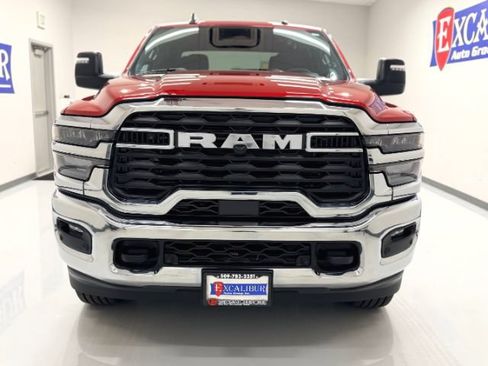 Used 2026 RAM 2500 Big Horn AWD/4WD image 7