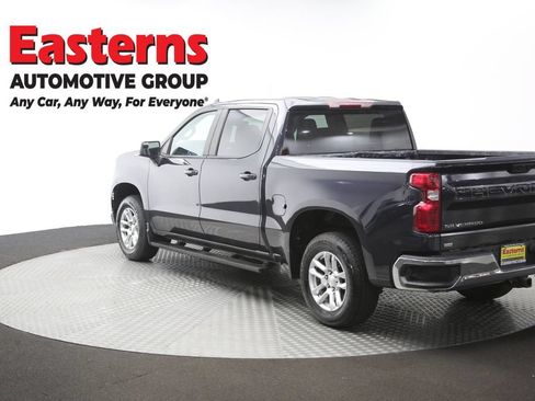 Used 2022 Chevrolet Silverado 1500 LT AWD/4WD image 64