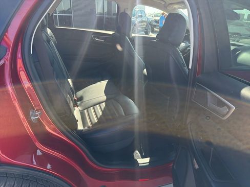 Used 2023 Ford Edge SEL w/ Sport Appearance Package image 25