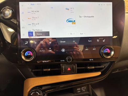 Used 2023 Lexus NX 350 AWD image 18