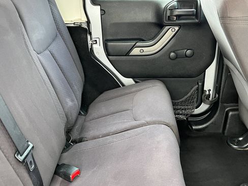 Used 2013 Jeep Wrangler Unlimited Sport AWD/4WD image 11