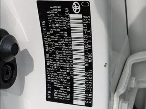 Used 2020 Toyota Corolla LE FWD image 26