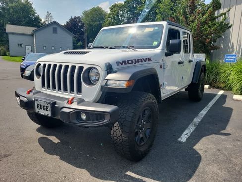 Used 2022 Jeep Gladiator Mojave w/ Trailer Tow Package AWD/4WD image 8
