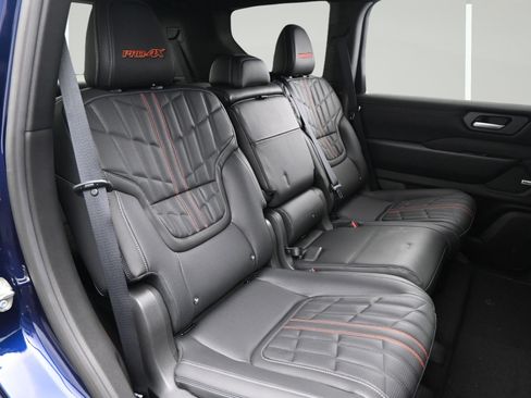 New 2025 Nissan Armada PRO-4X AWD/4WD image 13