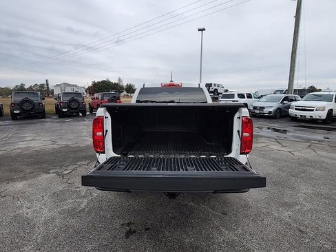 Used 2021 Chevrolet Colorado W/T w/ WT Convenience Package image 15